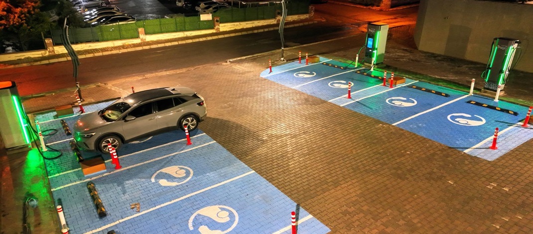 Büyükşehirden Elektrikli Araç Şarj Altyapısında Türkiye’ye Örnek Yatırımlar.
