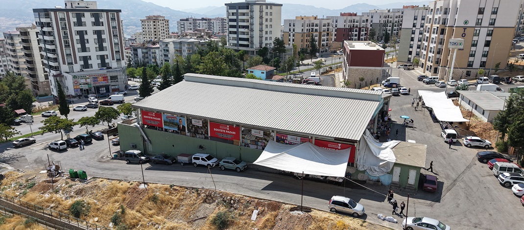 Sosyete Pazarı Yeni Yerinde Hizmet Vermeye Başladı.